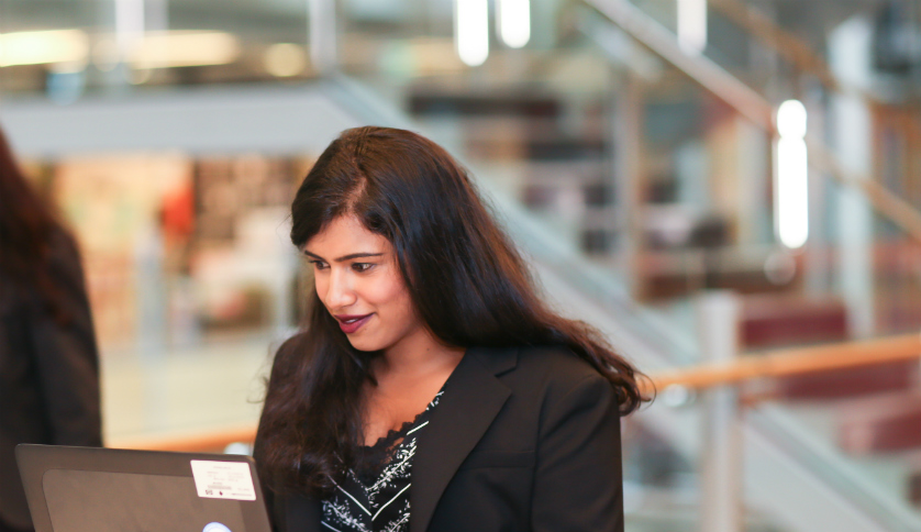Day-in-the-life-Commonwealth-bank-Cynthia-Vaikunthan-work-on-desk