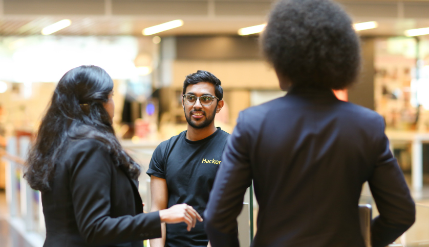 Day-in-the-life-Commonwealth-bank-Nirvan-Gelda-chat