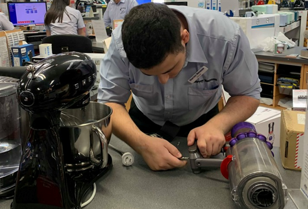 Jarred fixes faults on returned appliances