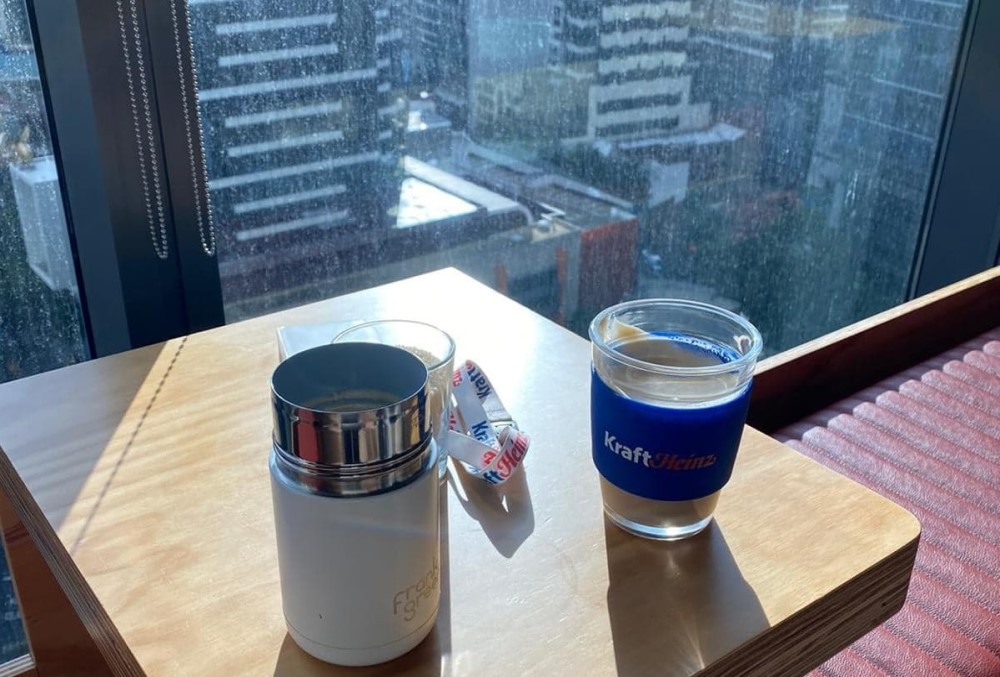 Kraft Heinz Graduate- Coffee cup and flask on the table.